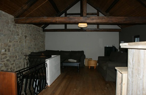 Hellenthal Apartment | Listed authentic Eifel house
