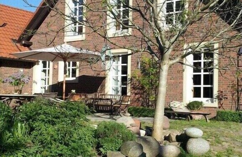 Zehna House | Listen to silence Comfortable holiday residence