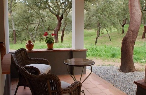 Cortelazor Cottage | Listen to the sound of silence . Valle del Arroyo Casas Rurales - B&B