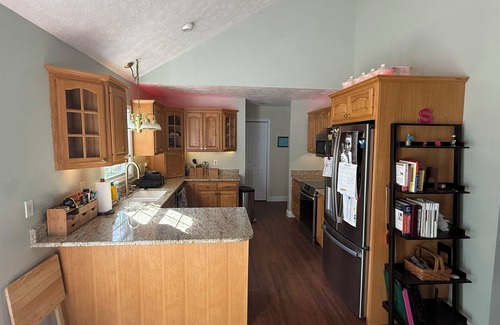 Dunbar House | Listing at Pine Circle