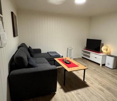Svolvaer Apartment | Liten eldre og koselig studiohybel