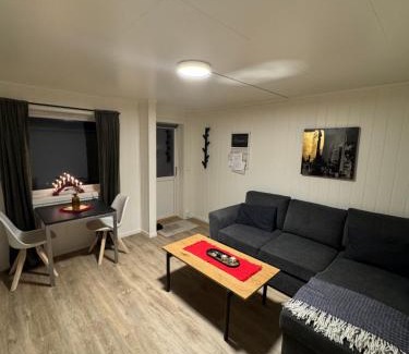 Svolvaer Apartment | Liten eldre og koselig studiohybel