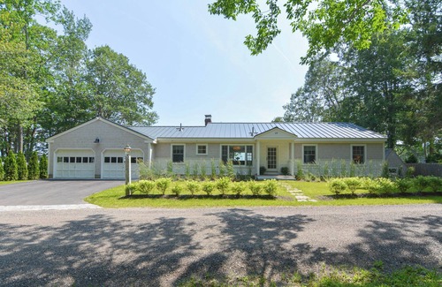 Freeport House | Little Anchor - a resplendent waterfront property in South Freeport, Maine.