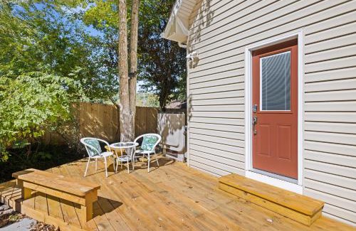 Gatlinburg House | Little Bear Cottage is located only a half-mile away from downtown Gatlinburg!