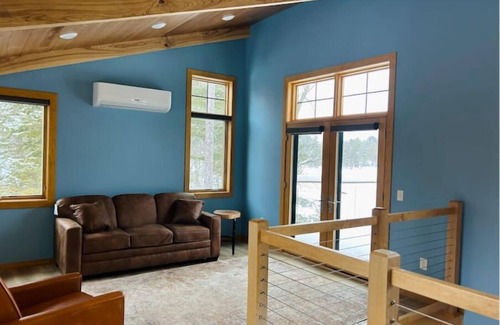 Rhinelander House | Little cabin