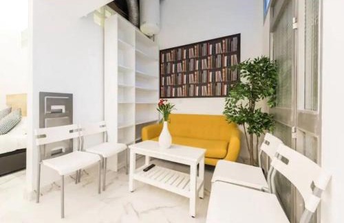 Pueblo Nuevo Apartment | Little Cozy loft Madrid free street parking WIFI Barbadillo Bis