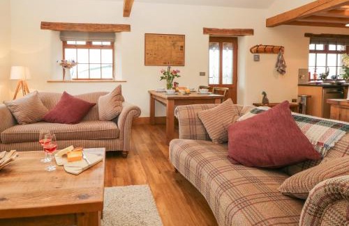 Kendal House | Little Crake Howe