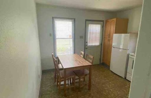 Northwest Los Angeles Heights Apartment | Little House 6 minutes from downtown