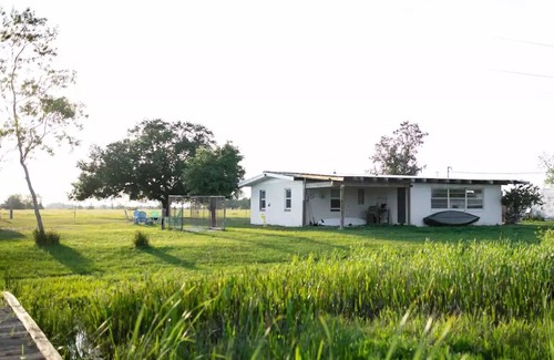 Groveland House | Little Lakehouse On The Prairie