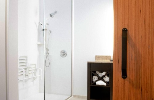 Helena Cabin | Little Ocmulgee State Park and Lodge