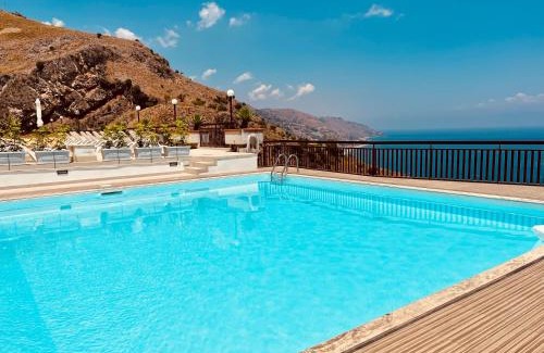 Taormina Apartment | Little Paradise