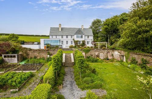 Dartmouth House | Little Redlap - Delightful views near Dartmouth