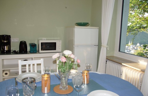 Boppard Apartment | Little Rhine View Château (UG): Apartment at the largest Rhine bend in Boppard.