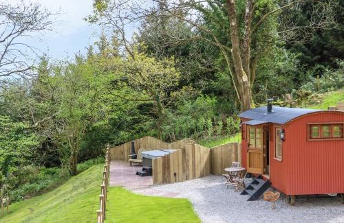 Umberleigh House | Little Silver Owl