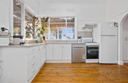 Turvey Park House | Little Sunshine - Family Friendly, Near CBD