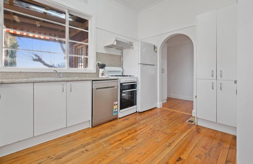 Turvey Park House | Little Sunshine - Family Friendly, Near CBD