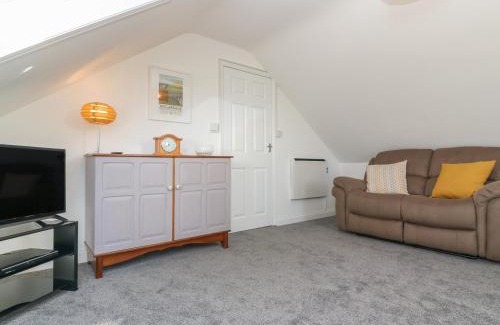 Angarrack Apartment | Little Valley View