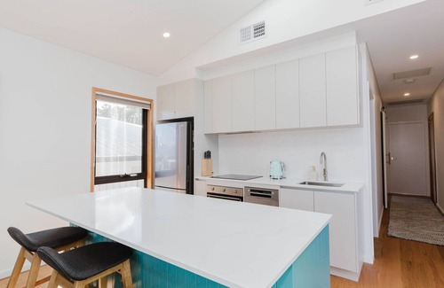 East Jindabyne House | Little Willow - 11a Willow Bay Place