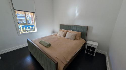 Fitzroy House | Little Yellow Guesthouse