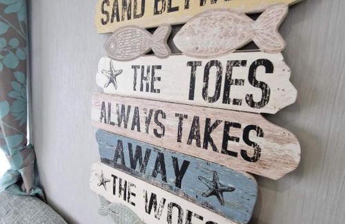 Weymouth Ski Chalet | Littlesea Reeds holiday home