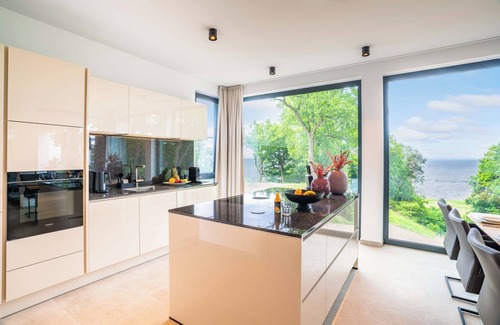 Garz Apartment | LIV in DECK9 - space for peace, light and lifestyle