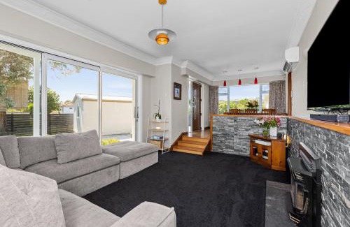 Havelock North House | Live Large in the Village