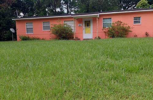 Englewood House | Live Like A Native Quiet Neighborhood Close To Downtown-Duplex