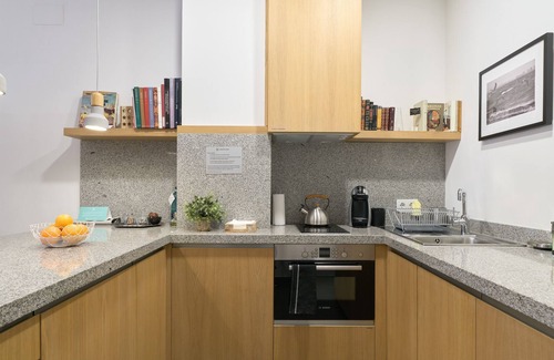 El Cabanyal Apartment | Live the waves of the sea and an authentic maritime neighborhood