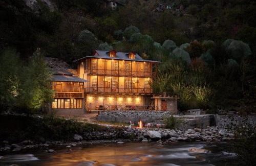 Banjar House | Living Good - A Himalayan Boutique Stay