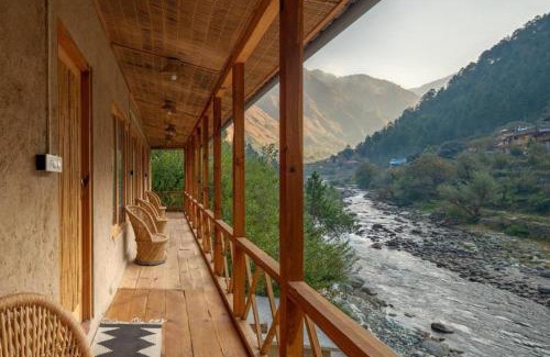 Banjar House | Living Good - A Himalayan Boutique Stay