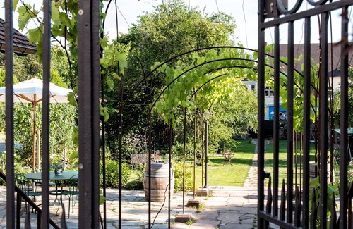 Lahr Apartment | Living in a listed building, suitable for senior citizens on the ground floor