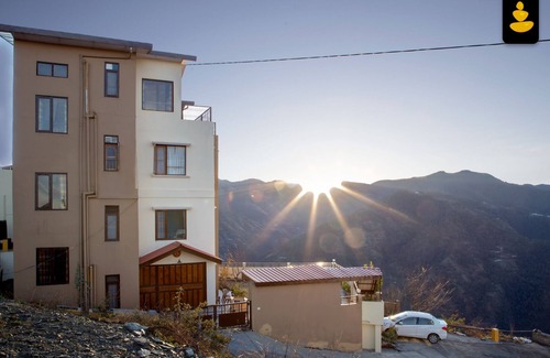 Shimla House | LivingStone Hackett Stayz Family suite and Triple Bedroom