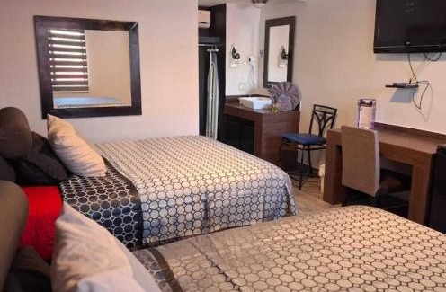 La Joya Hotel | Lizvan Hotel-Motel