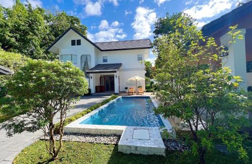 Su Thep Villa | LKM Pool Villa