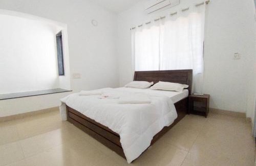 Malavli Villa | ll EMPYREAN STAY ll SUNFLOWER VILLA ll 3BHK ll AC ll PVT POOL ll FREE WIFI ll