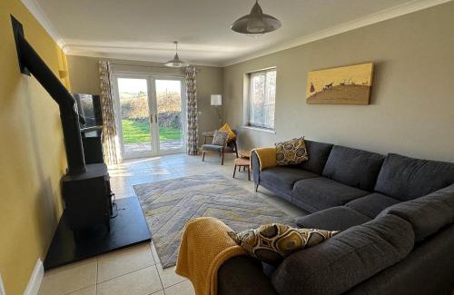 Llansteffan House | Llais Y Mor