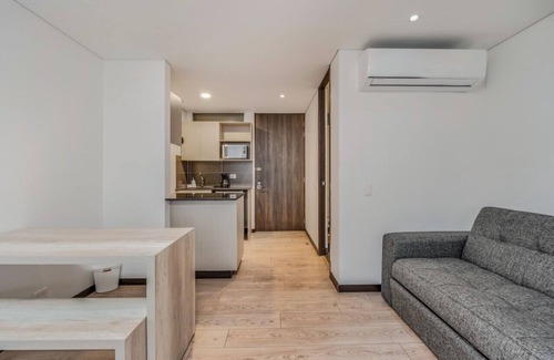 Llanogrande Apartment | Llanogrande Loft in a Hotel near Jardines Mall