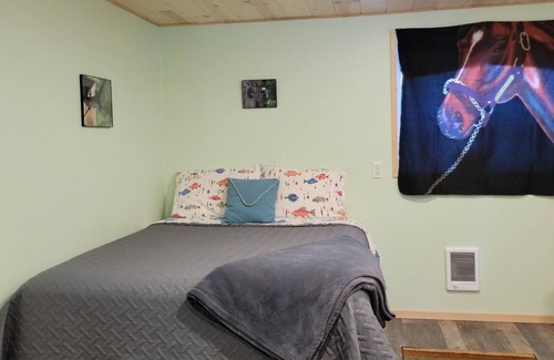 North Powder Cabin | Located 9 miles from Anthony Lakes Mountain Resort.