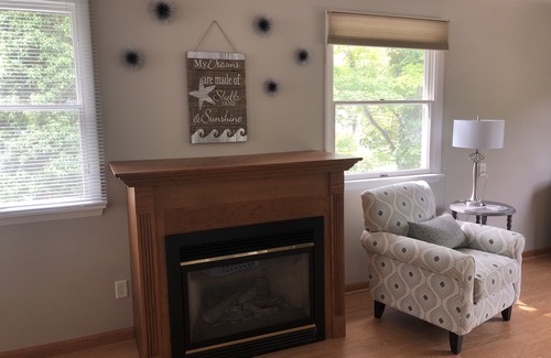 Saugatuck House | Located in the heart of Downtown Saugatuck