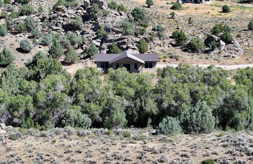 Saratoga Cabin | Located just off of Highway 130 Snowy Range