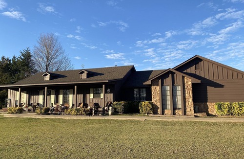 Coleman House | Located near the historic capitol of the Chickasaw Nation and Blue River