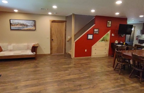 Wellsboro House | Located on Beautiful Pine Creek, a 15 minute drive from downtown Wellsboro!