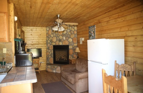 Red River Cabin | Located on our Private Fishing Pond