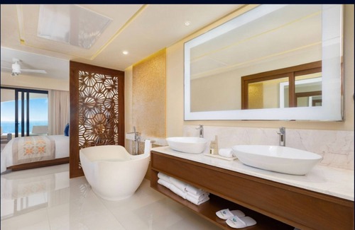 El Rosarito Resort | Located on Tequila Cove Beach