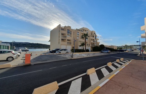 La Faviere Apartment | Location 4 Personnes - Port de Bormes les Mimosas - La Favière