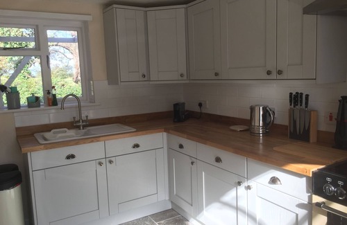 Sutton Cottage | Location Location! Beautiful country estate cottage, great walking, pet friendly