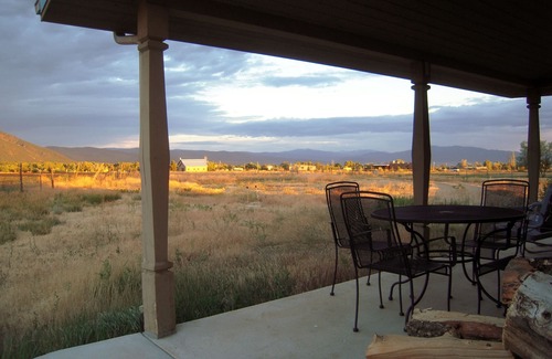 Arroyo Seco House | Location Location Location: Custom Home btwn Town of Taos & Taos Ski Valley!