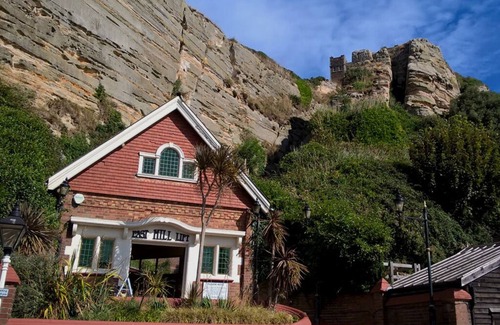 Ore Apartment | Location-Location-Location! - Spacious 2 Bed Apt with Sea & Country Views