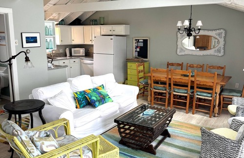 Kennebunkport Condo | LOCATION! LOCATION! 3 Bedroom Cottage Directly Across from Beach-6 bed potential