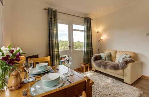 Garve Ski Chalet | Loch Broom Cabins Seaviews& Petfriendly
